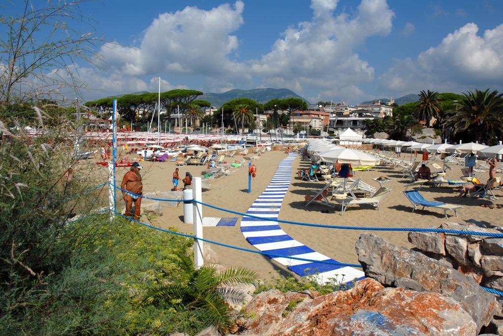 Grand Hotel L'Approdo Terracina Zewnętrze zdjęcie