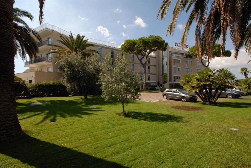 Grand Hotel L'Approdo Terracina Zewnętrze zdjęcie