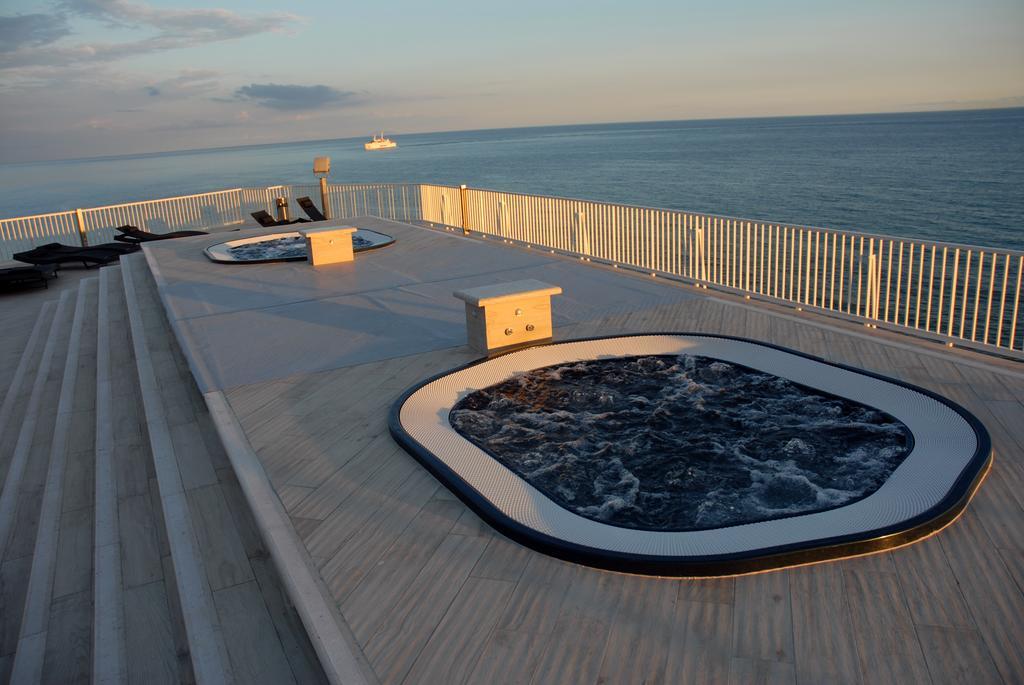 Grand Hotel L'Approdo Terracina Zewnętrze zdjęcie