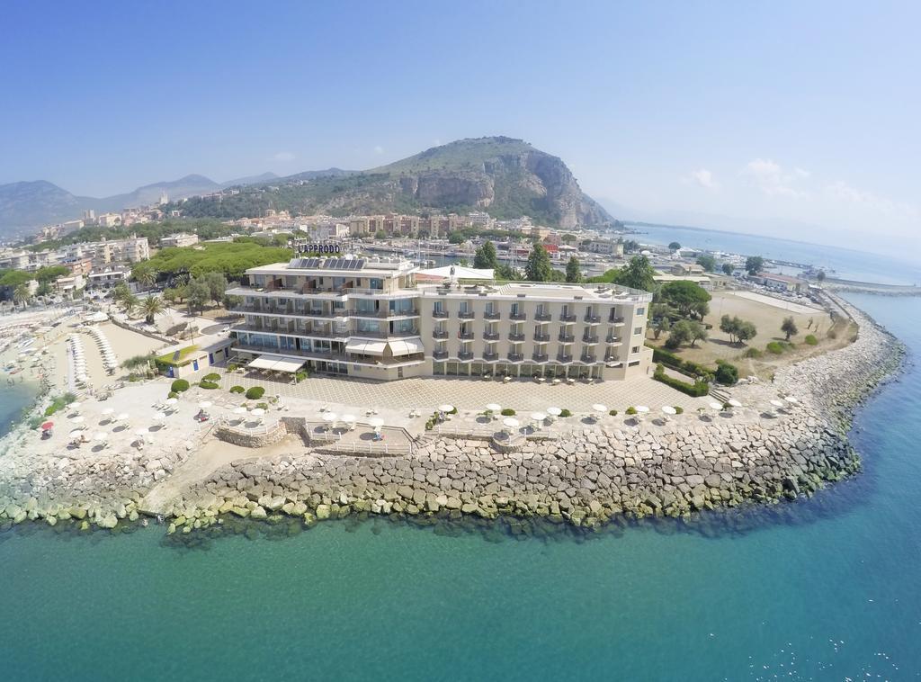 Grand Hotel L'Approdo Terracina Zewnętrze zdjęcie