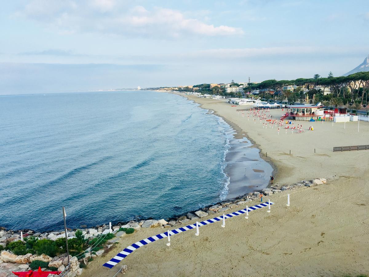 Grand Hotel L'Approdo Terracina Zewnętrze zdjęcie