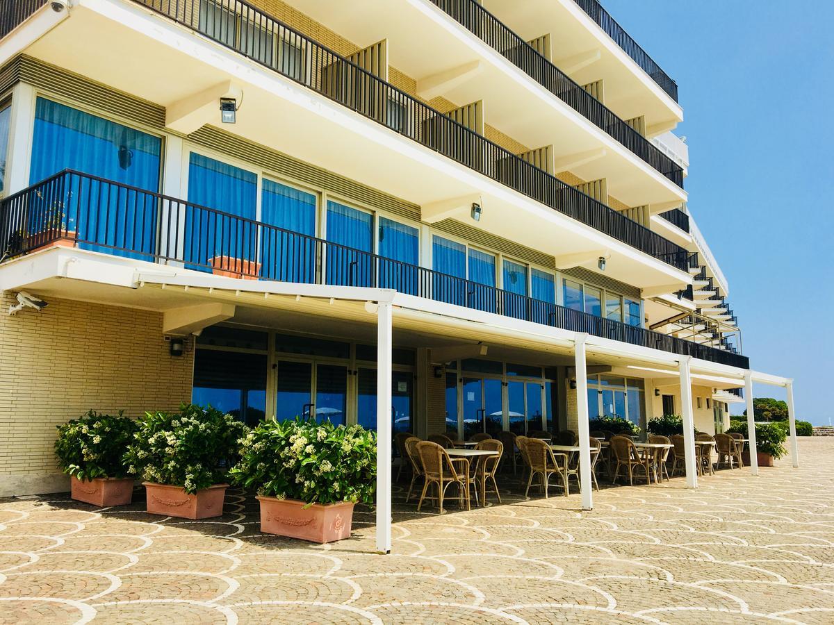 Grand Hotel L'Approdo Terracina Zewnętrze zdjęcie