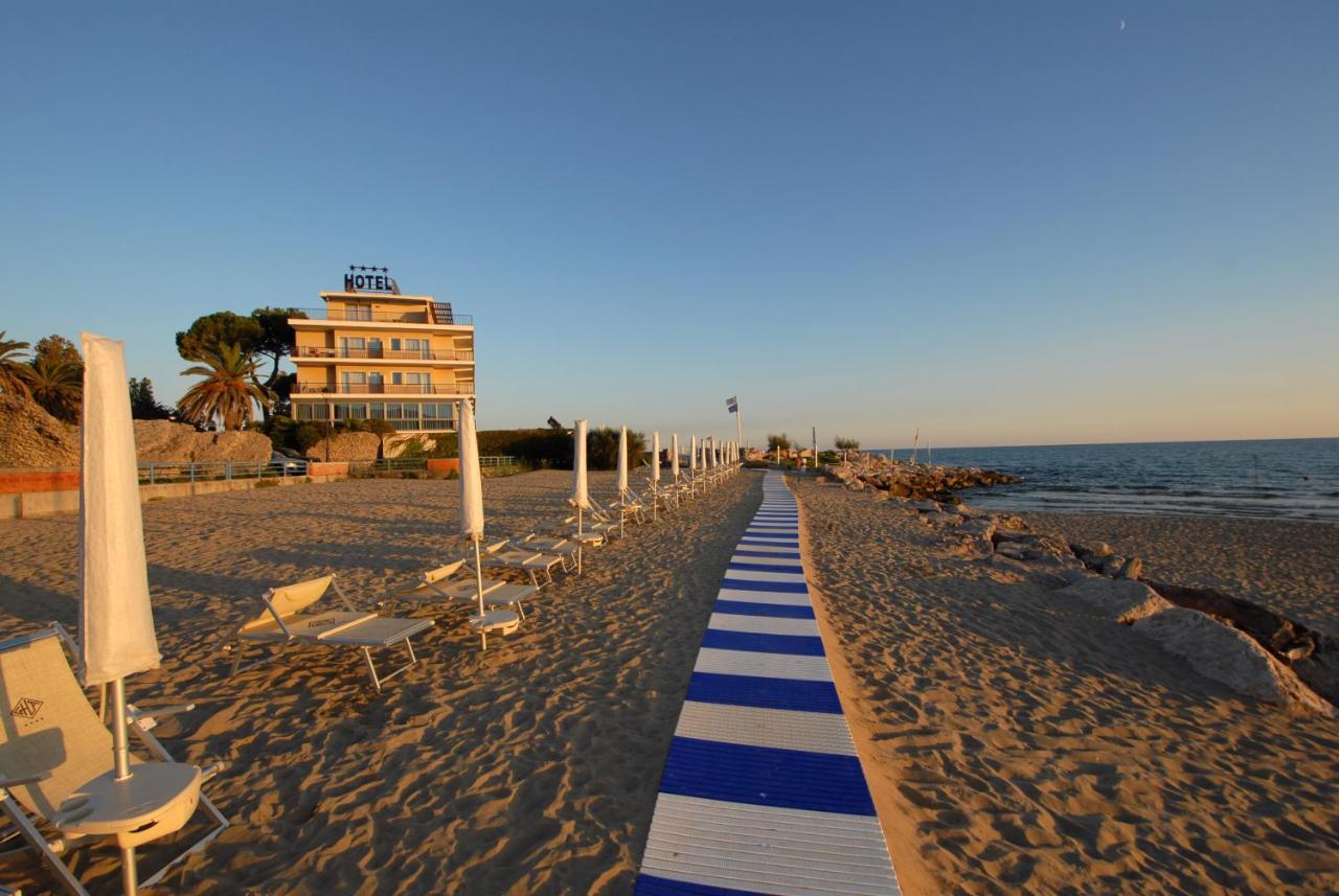 Grand Hotel L'Approdo Terracina Zewnętrze zdjęcie